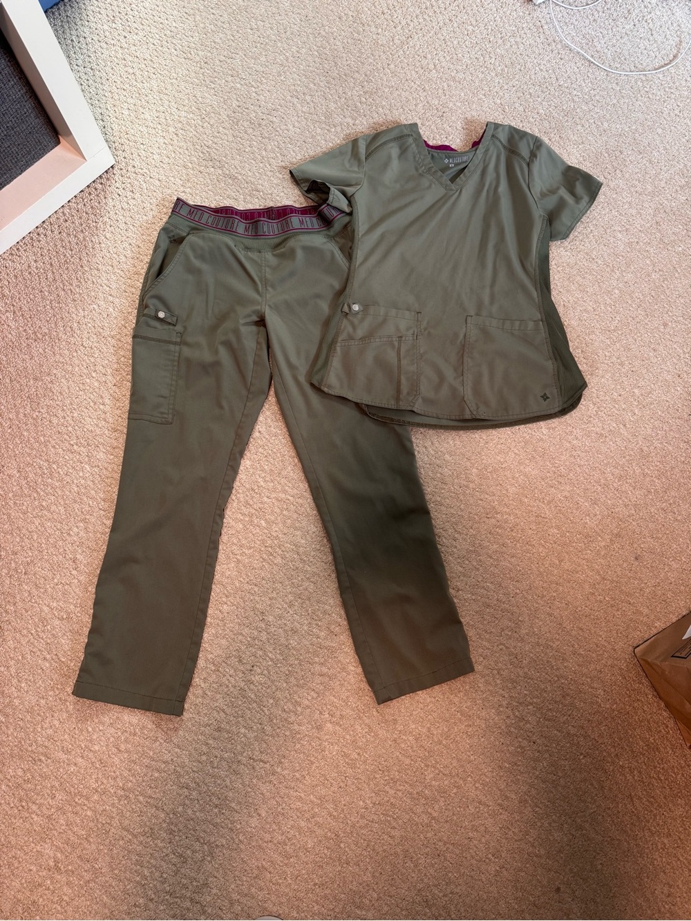 Women’s Med Couture Scrubs Set